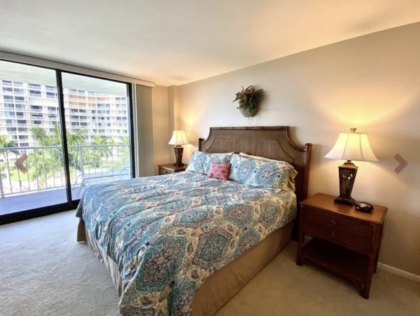 Marco Island Beachfront Condo Views Large Balcony